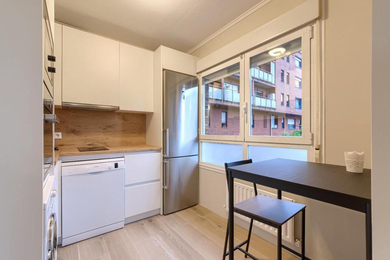 Vivienda Turistica Reformada En Zona Residencial Con Garaje Y Wifi Apartment Bilbao Exterior photo